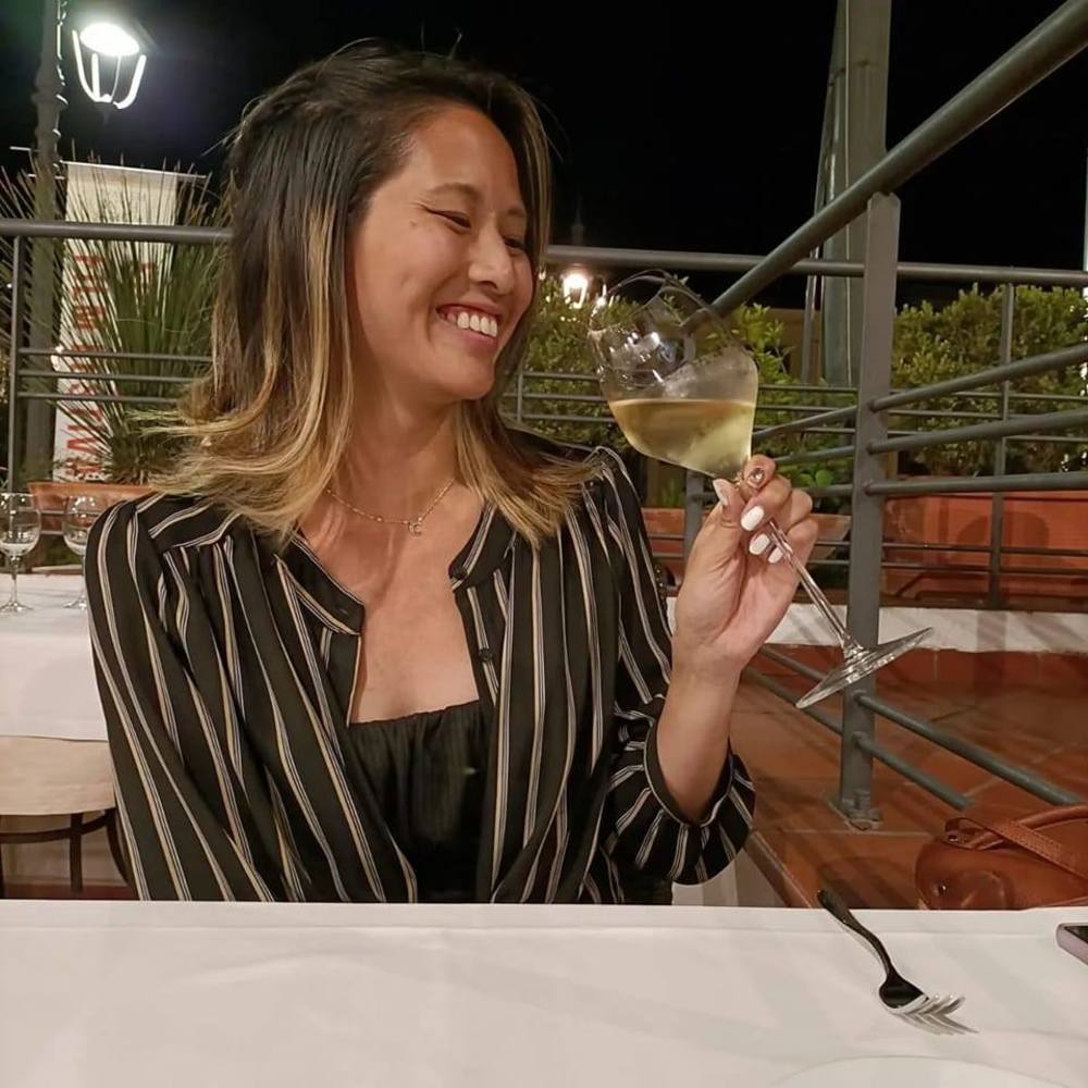 Meet your Posher, Claudia